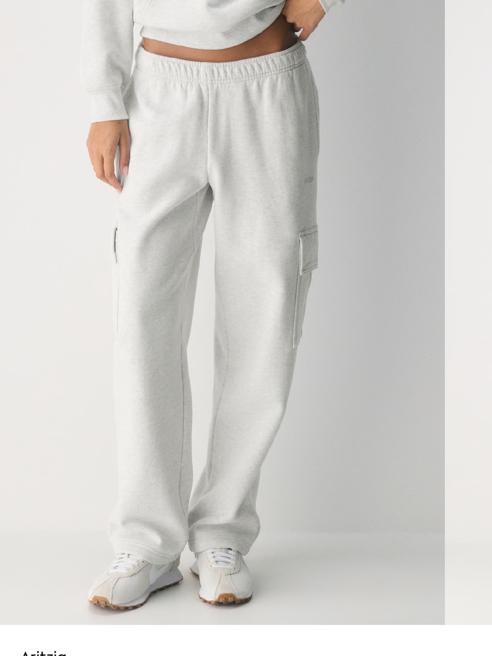 Aritzia Tna Cozy Fleece Mega Sweatpant Light Heathered Grey XS - LIKE NEW